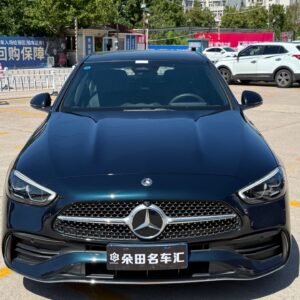 Mercedes-Benz C-Class front view