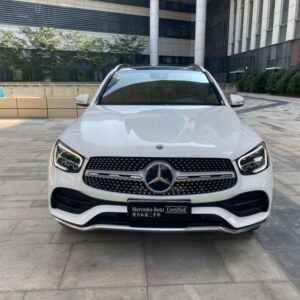 White Mercedes-Benz GLC front view