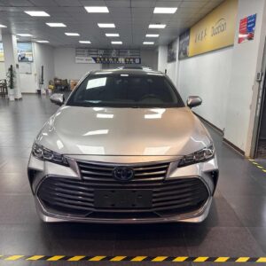Gray Toyota Avalon front view